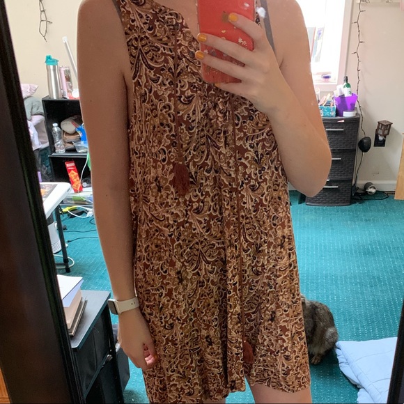 Dress - Picture 2 of 3